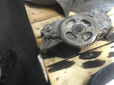 Detroit DD15 Engine Oil Pump