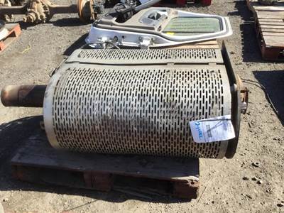 Mack Pinnacle CXU613 Exhaust Assembly for a Mack CXU613