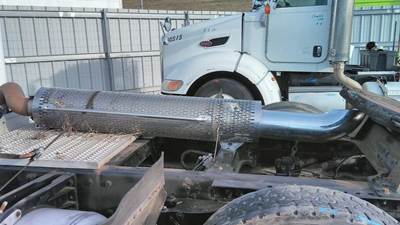Peterbilt 384 Right Exhaust Assembly