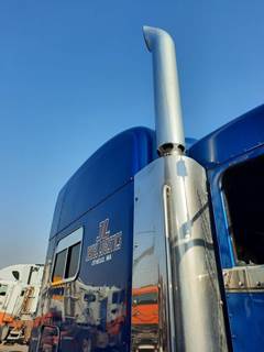 Peterbilt 386 Right Exhaust Assembly