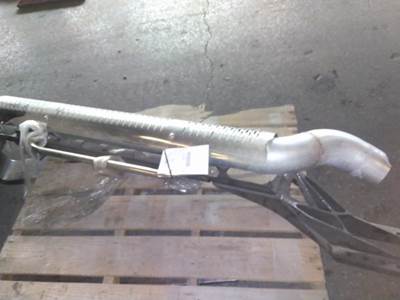 Freightliner Cascadia Exhaust Bracket