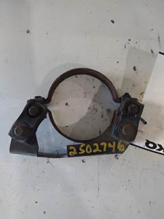 International 9400i Right Exhaust Bracket