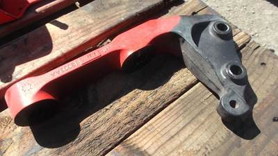 Peterbilt 389 Exhaust Bracket