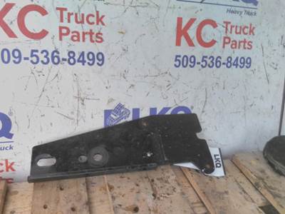 Peterbilt 567 Exhaust Bracket