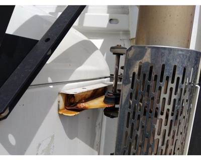 Peterbilt 579 Exhaust Bracket