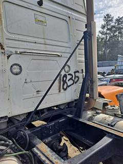 Volvo VNL Right Exhaust Bracket