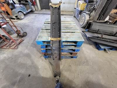 Volvo VNM Exhaust Bracket