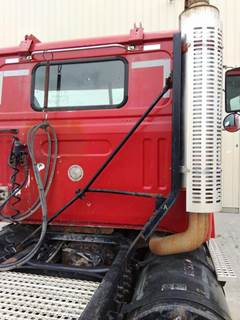 Volvo WG Exhaust Bracket