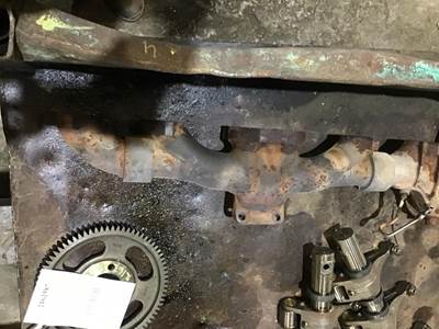 Cummins ISX Exhaust Manifold for a Cummins ISX EPA 04