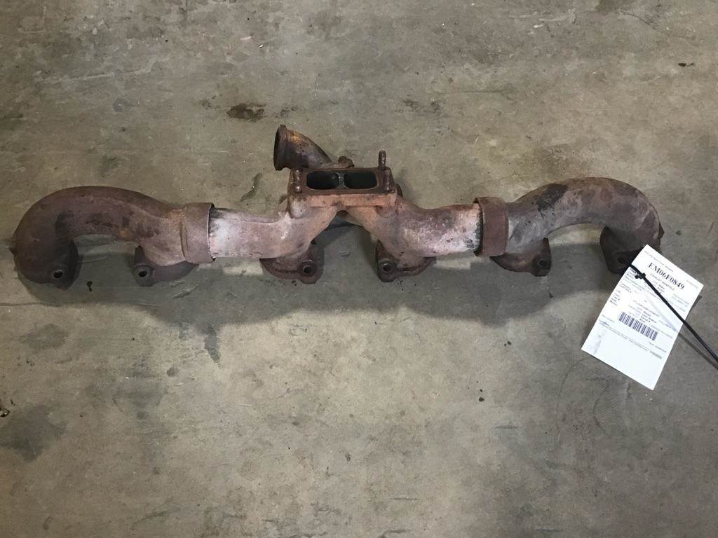 2006 Detroit Series 60 14.0L DDEC V Exhaust Manifold for a Freightliner