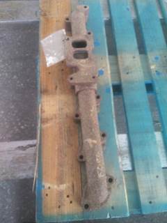 Ford Exhaust Manifold
