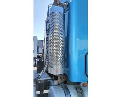 Freightliner Columbia 120 Right Exhaust Stack