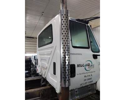 International 7400 Right Exhaust Stack