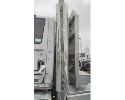 International LoneStar Left Exhaust Stack