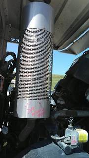 Mack LEU633 Right Exhaust Stack