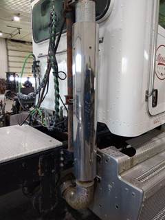 Peterbilt 386 Right Exhaust Stack