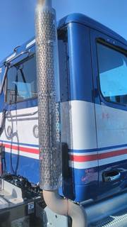 Peterbilt 579 Right Exhaust Stack