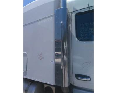 Peterbilt 579 Right Exhaust Stack