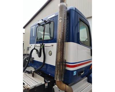Peterbilt 579 Right Exhaust Stack