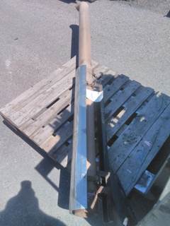 Volvo VNL Right Exhaust Stack