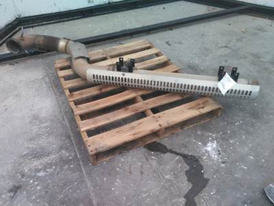 Volvo VNM Right Exhaust Stack