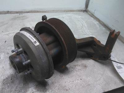 BorgWarner 1090-0600-01B Fan Clutch for a Borg Warner 1090-0600-01B