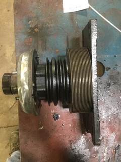 BorgWarner 1090-09500-01B Fan Clutch for a Borg Warner 1090-09500-01B