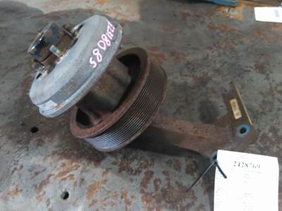 BorgWarner 1090-09600-01B-D Fan Clutch for a Borg Warner 1090-09600-01B-D