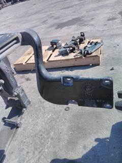 Kenworth T680 Left Fender Bracket