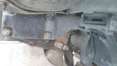 Peterbilt 579 Right Fender Bracket
