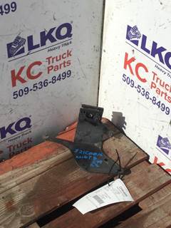 Peterbilt 579 Right Fender Bracket