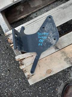 Peterbilt 579 Right Fender Bracket