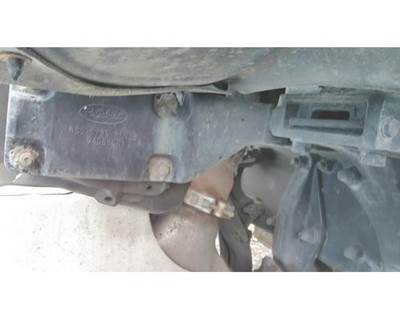 Peterbilt 579 Right Fender Bracket