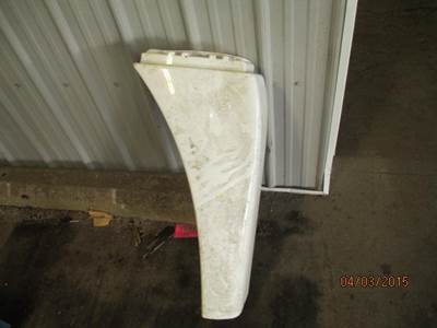 Freightliner Cascadia 125 Left Fender Extension