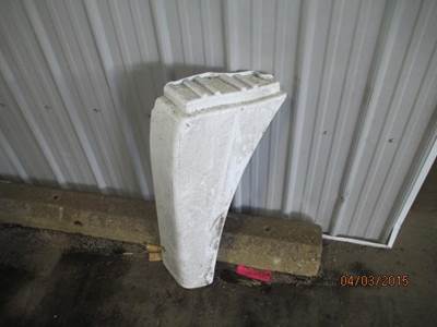 Freightliner Cascadia 125 Right Fender Extension