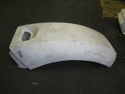 Kenworth T300 Left Fender Extension
