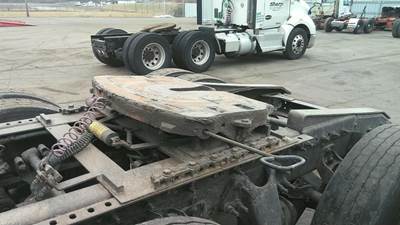 Fontaine AIR SLIDE Fifth Wheel