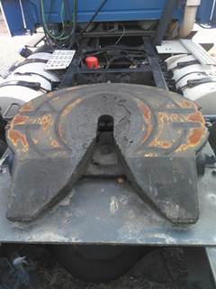 Holland MANUAL SLIDE Fifth Wheel