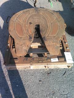 Holland MANUAL SLIDE Fifth Wheel