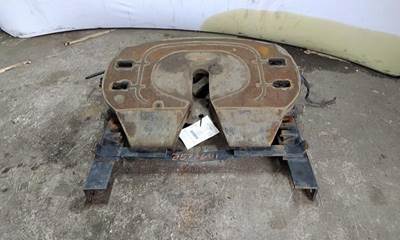 Holland STATIONARY Fifth Wheel