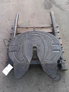 Holland STATIONARY Fifth Wheel