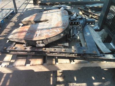 Jost AIR SLIDE Fifth Wheel