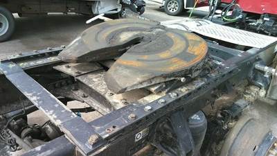 Jost AIR SLIDE Fifth Wheel