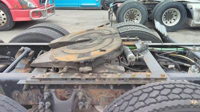 Jost AIR SLIDE Fifth Wheel