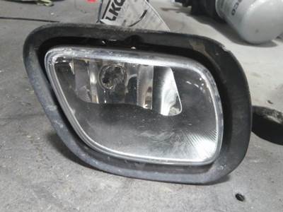 Freightliner Cascadia 113 Right Fog Light