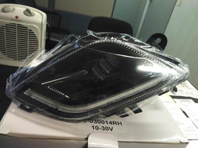 Freightliner Cascadia Right Fog Light