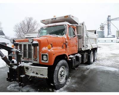 International F2574 Fog Light