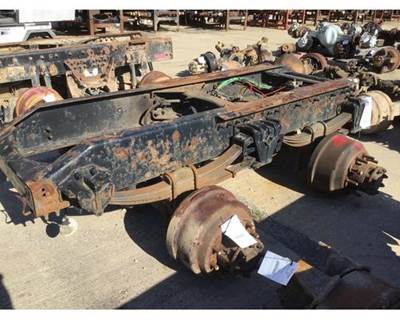Eaton-Spicer DS404R370 Single Axle Cutoff for a Volvo Manufacturer CORPORATE 4 SPRING