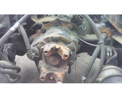 Eaton-Spicer DSP40R370 Single Axle Cutoff for a Peterbilt LOW AIR LEAF