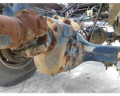 Eaton-Spicer DSP41R370 Single Axle Cutoff for a Reyco SPRING SINGLE